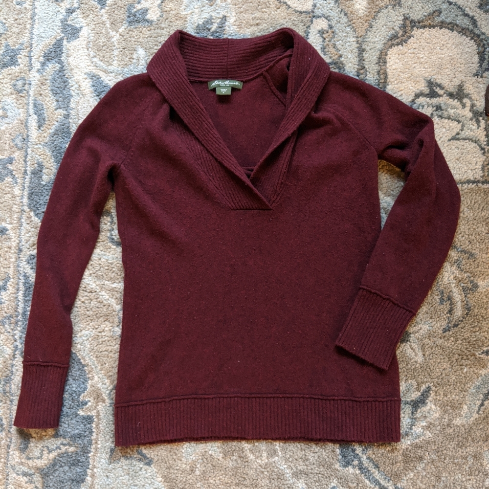 Eddie Bauer burgundy v-neck sweater